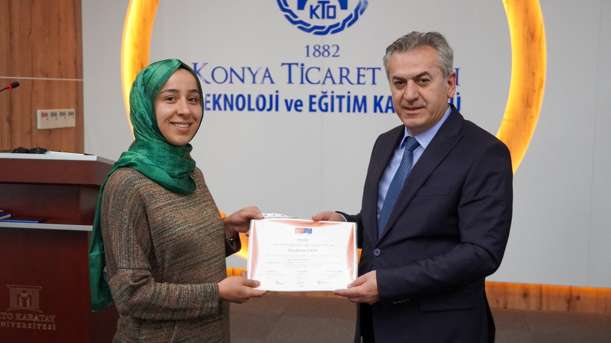ktomem's tweet photo. MEB “METEK III Projesi” kapsamında Türkiye’nin farklı illerinden gelen 89 Meslek Lisesi Teknik Öğretmeni KTO Mesleki Eğitim Merkezi’nde aldıkları eğitimleri başarı ile tamamlayarak sertifikalarını almaya hak kazandılar. ✅

#MEB #MeslekiEğitim #Proje #Eğitim #METEK #Öğretmen https://t.co/3MCTyyqr3E
