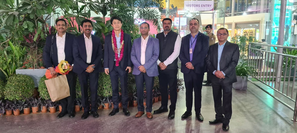 IFFCO TOKIO GENERAL INSUARANCE <a href="/IFFCO__TOKIO/">IFFCO TOKIO</a> Uttar Pradesh Team lead by Mr. Sidharth Singh <a href="/srinetsiddhart1/">Siddhartha Singh 🇮🇳</a> State Head UP-Bihar welcomed Mr. Shinjiro Hamada San, Director-Operations at Lucknow.