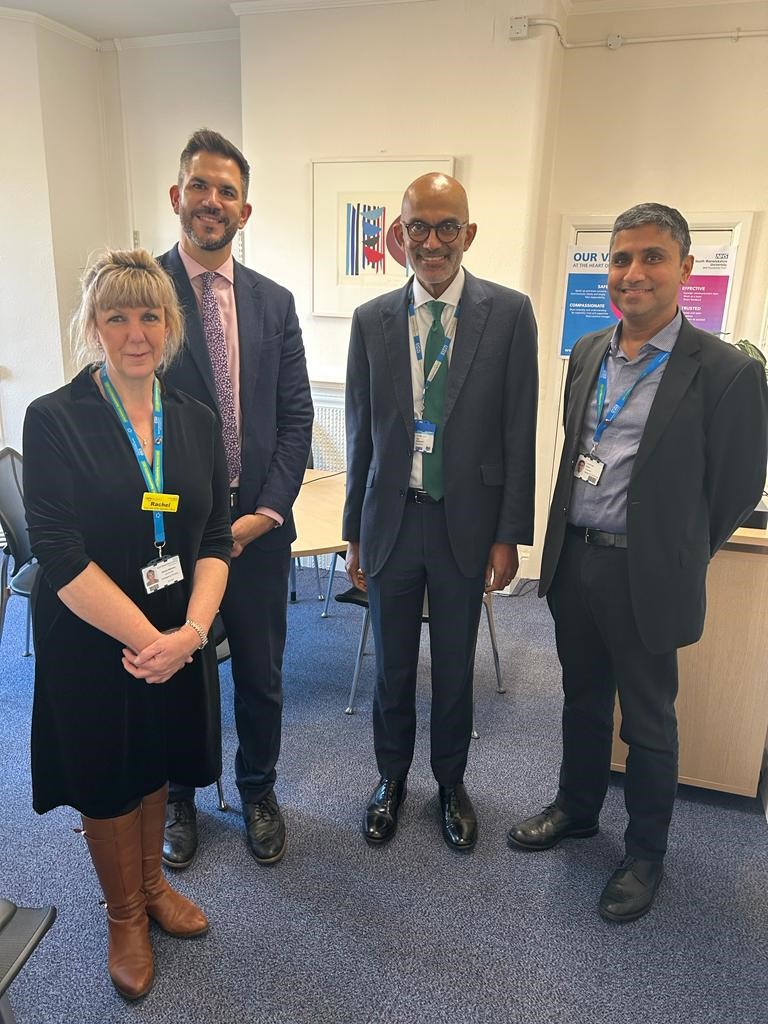 Dr Vin Diwakar, Medical Director for Transformation at NHE England has visited SWFT today to hear about the innovative projects underway to improve patient care and productivity, as well as new initiatives to support digital transformation and sustainability.
