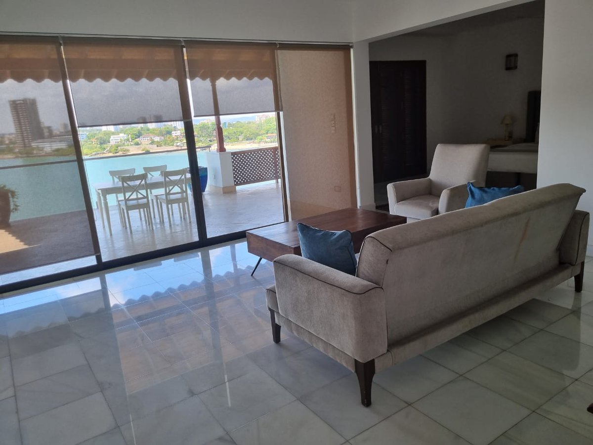 TheWaterfrontR2's tweet photo. A vacation you deserve 🏝️🏖️ where comfort meets luxury ☺️☺️@the waterfront Residence's.
To reserve:
0745722344.
📧reservations@thewaterfront.co.ke
#Luxury apartments#Vacationdestination#Proudlykenya🇰🇪 https://t.co/hNrVn8s3Re