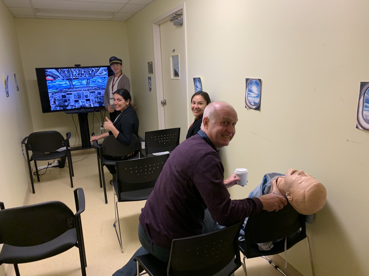 Inflight emergencies simulations: One of these passengers is not like the other ones … #skillsday2023 ⁦@uOttawaMed⁩ ⁦@uOSSC_CCSuO⁩ ⁦@UofODFM⁩ #fmproud