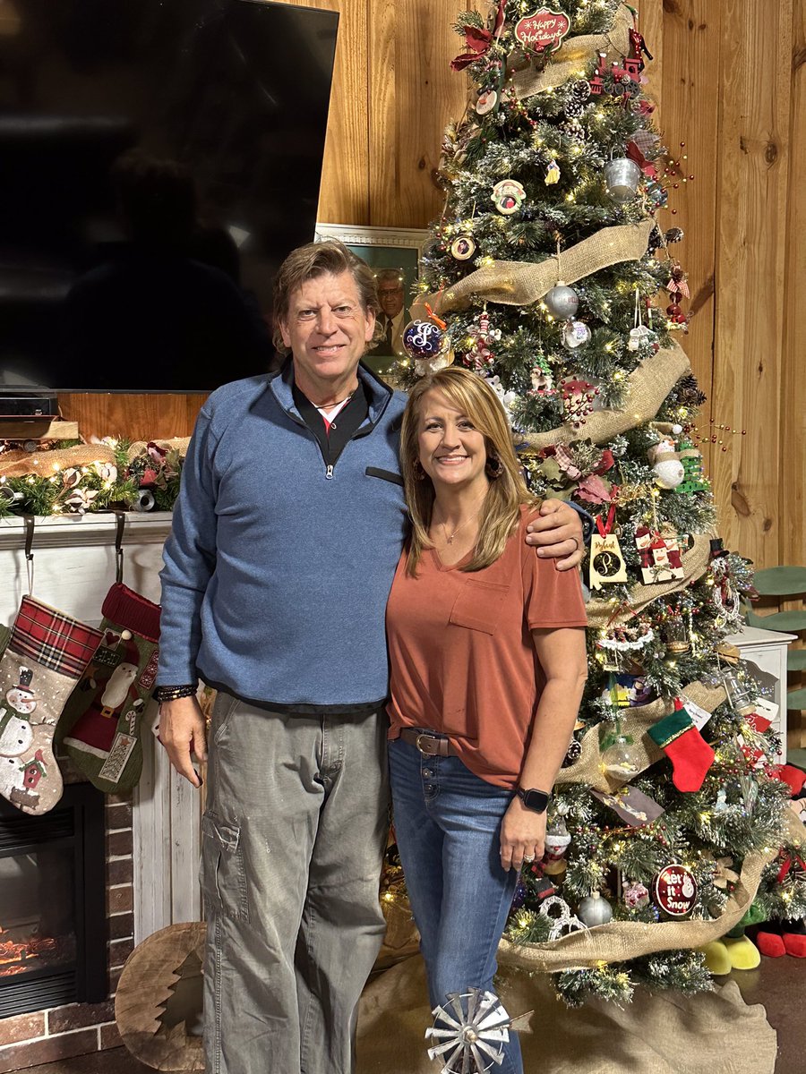 kellipylant1's tweet photo. Happy Thanksgiving.  From our family to yours!  
#thankful
#family
#misstheonesnothere https://t.co/jFUplhmyjY