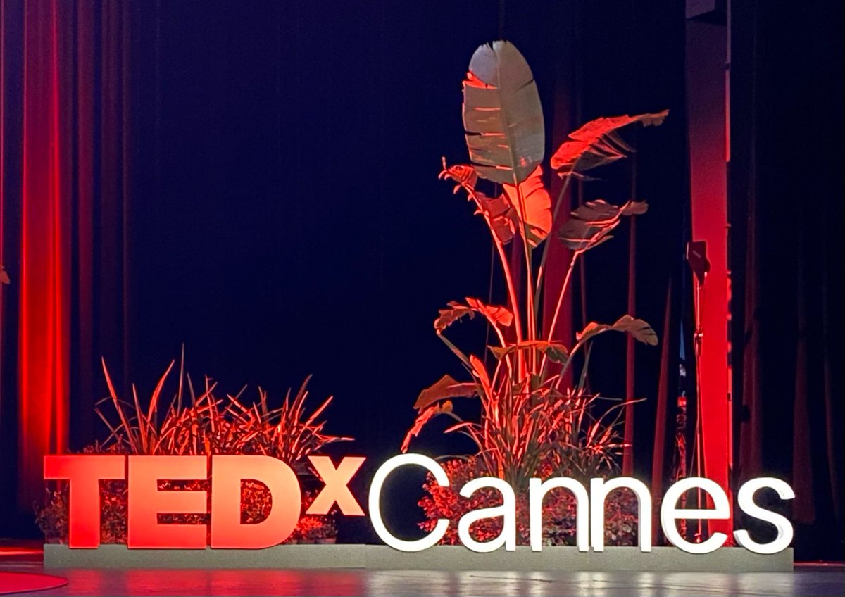 🔴 <a href="/JustineLipuma/">Lipuma Justine</a> Présidente de Mycophyto, fait son <a href="/TEDxCannes/">TEDxCannes</a> aujourd'hui.
Merci Université <a href="/Univ_CotedAzur/">Université Côte d'Azur</a>