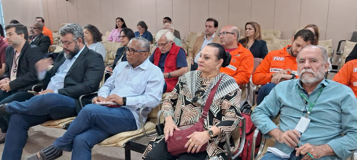 O Sindsep-DF participou de reunião das entidades representativas dos trabalhadores das empresas estatais com a Coordenação e Governança das Empresas Estatais do Ministério da Gestão e da Inovação em Serviços Públicos (SEST/MGI), Elisa Leonel.
sindsep-df.com.br/sindsep-df-par…