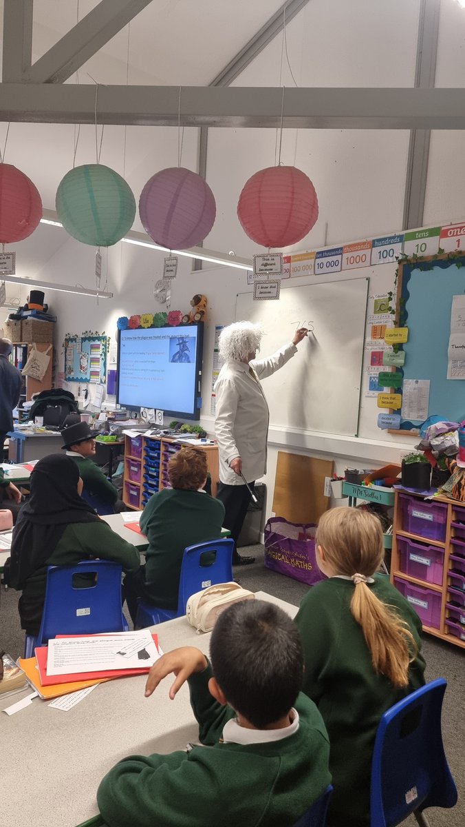 Students at Britwell Campus had a fun and engaging day with Magic Maths Workshop. I'm sure you will be hearing all about Magic Maths when you see your children! Great News🥁 Magic Maths will be starting after-school clubs in the new term!🎩🖍️ #magicmaths #mathisfun #mathsworkshop