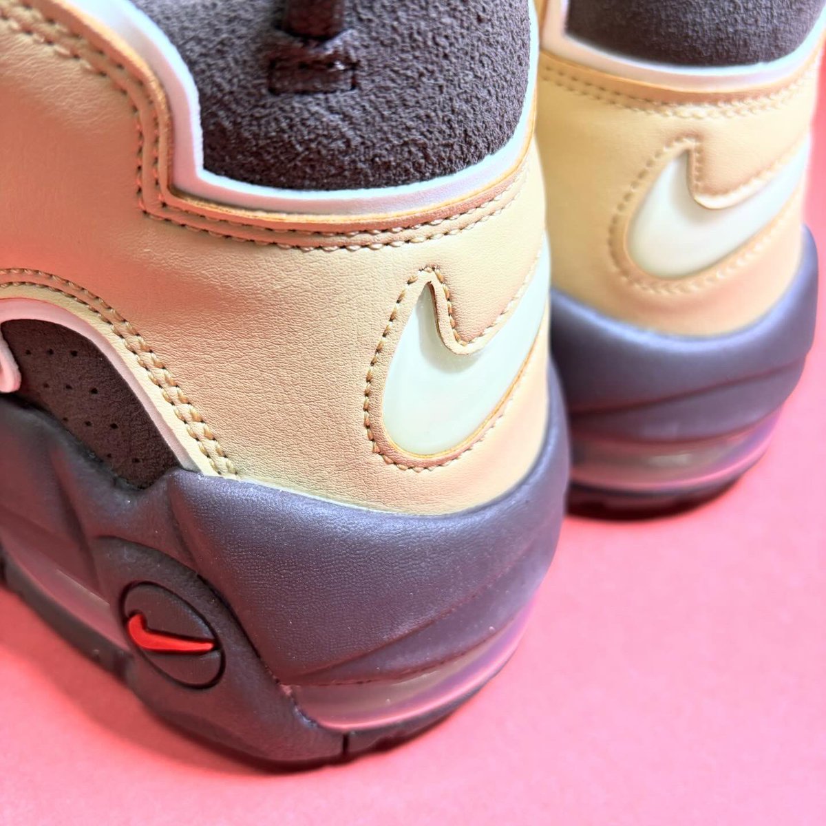 【NEW ARRIVAL】

NIKE

AIR MORE UPTEMPO 96 baroque brown/sesame fb8883-200

item.rakuten.co.jp/ltd-online/fb8…