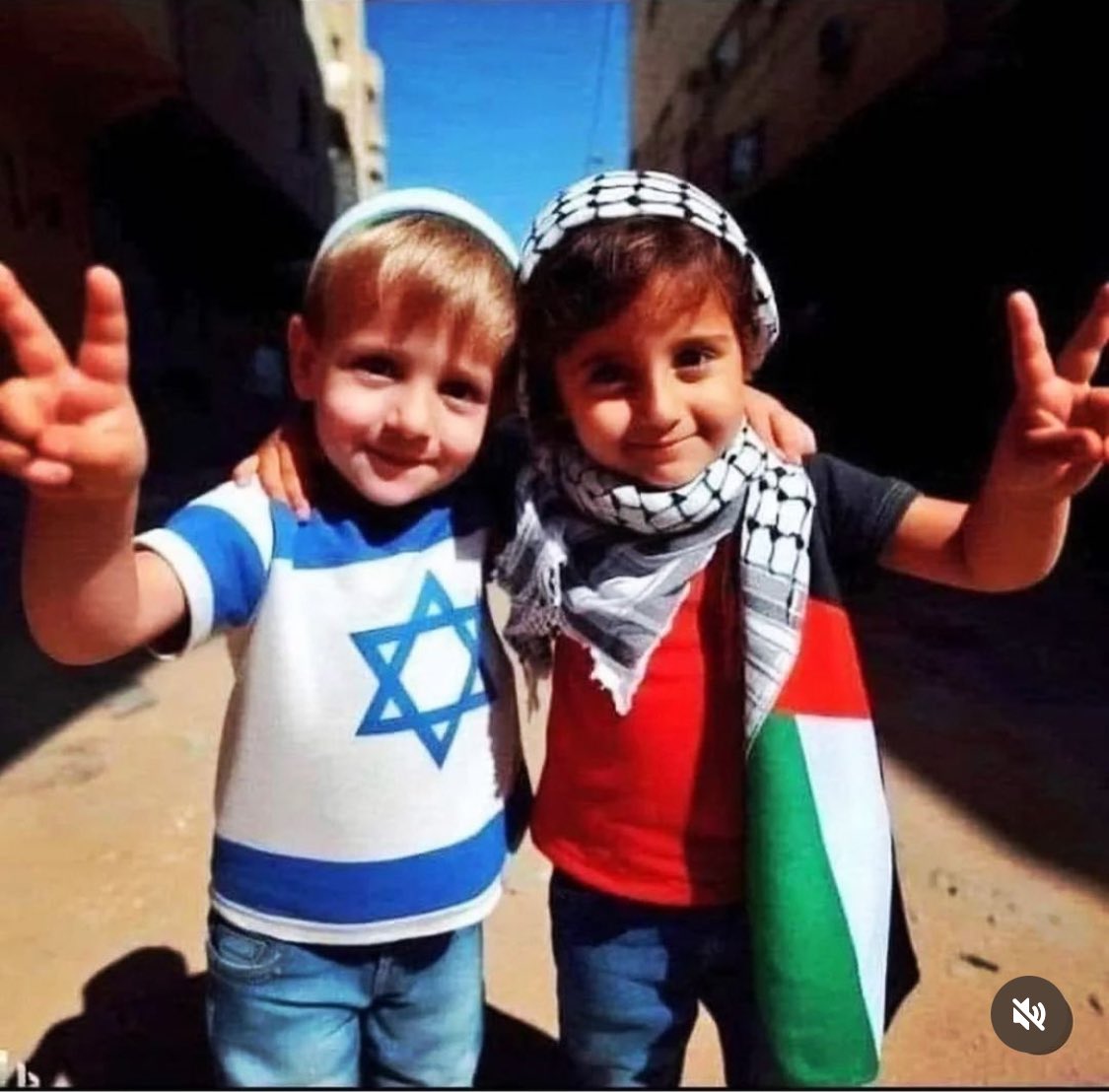 Children are the most peaceful and loving of us all! It’s adults that teach children to hate, that is a learned behavior. If you allowed a child to grow without teaching hate or shame, we’d have a great society! #Gaza #peaceispossible #Peace #PeaceAndLove #PeaceNotWar #Kennedy24