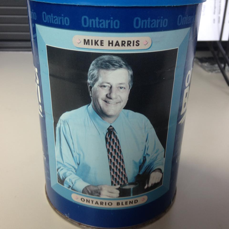 LukewSavage's tweet photo. Those who know me well know that I have a weakness for kitsch conservative novelty objects. Can't remember where/when I saw this, but it's pretty difficult to top. https://t.co/VLyWy2EK9n