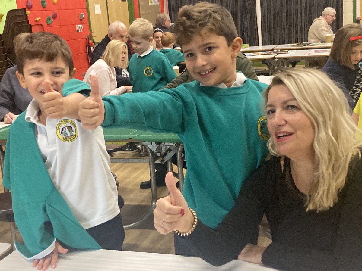 ThornhillPS's tweet photo. Another successful Grandparentsโ coffee morning today, with lots of children sharing games and fun with their grandparents. Thanks so much for coming and we look forward to the next one! #TPScommunity #TPSwelcome https://t.co/Zrh7JK7r1V