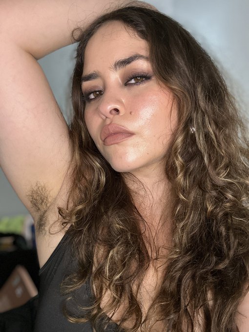 Would u lick my hairy armpits? https://t.co/cijYixcPbq<a href="/tag/redlips"class="tags"><span>#redlips</span></a><a href="/tag/chubby"class="tags"><span>#chubby</span></a><a href="/tag/hairy"class="tags"><span>#hairy</span></a><a href="/tag/curlygirls"class="tags"><span>#curlygirls</span></a><a href="/tag/hairyarmpits"class="tags"><span>#hairyarmpits</span></a>