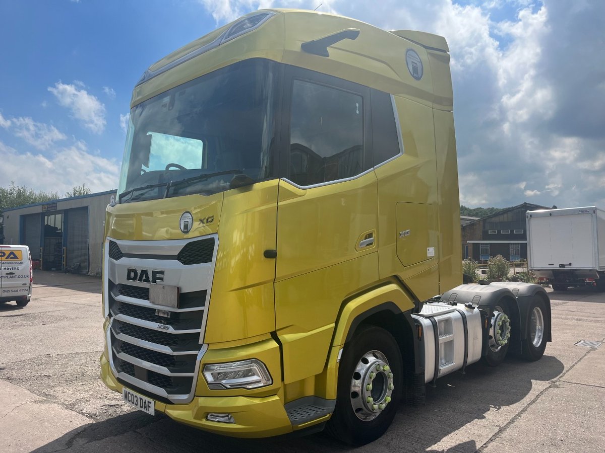 MotusDAF's tweet photo. 📢USED TRUCK OF THE WEEK📢

2021 Ex Demo DAF XG 530 FTG, featuring:

🏙️City Turn Assist
⚙️12 Speed TraXon Gearbox
🛣️Predictive Cruise Control and more!

Find out more➡️ https://t.co/JdmOHUYwfi

#UsedTruckOfTheWeek #UsedDAF #DAFXG #ExDemo #MotusCommercials https://t.co/a8ZTvSWiYh