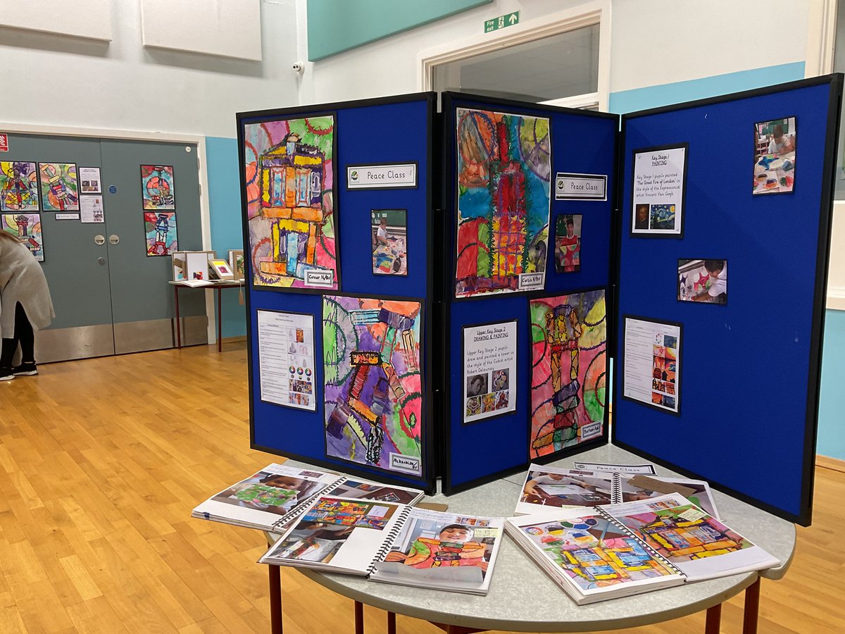 Bridgeview_Hull's tweet photo. #ClassPeace would like to say a huge thank you to Mrs Adams for setting up a wonderful art exhibition. We have really enjoyed showcasing our art work to parents, carers and other pupils of Bridgeview 🎨🧑🎨 https://t.co/RGTEULuDE6