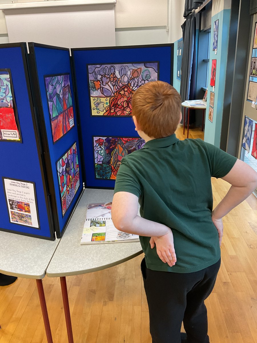 Bridgeview_Hull's tweet photo. #ClassPeace would like to say a huge thank you to Mrs Adams for setting up a wonderful art exhibition. We have really enjoyed showcasing our art work to parents, carers and other pupils of Bridgeview 🎨🧑🎨 https://t.co/RGTEULuDE6