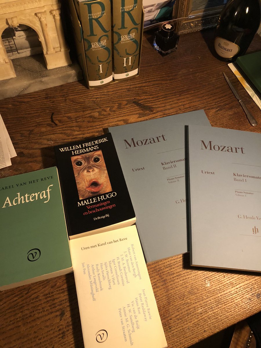 d_tHart's tweet photo. Zelf maar zorgen dat er meer geld naar cultuur gaat (het is ook mijn zwartevrijdag™️). https://t.co/bgxYxjeDaq