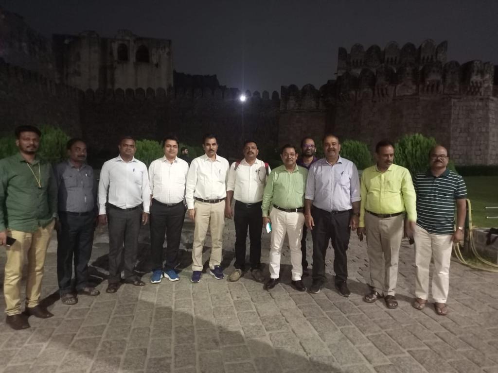 IN_DCP's tweet image. As part of #Management Development Programme, 05 Naval Civilian Officers succesfully completed a course on &quot;#NewLabourCodes: Context Provision and Implications&quot; at #ASCI, #Hyderabad conducted from 20-22 Nov 23.  
#IndianNavy #DefenceCivilians #HRManagement