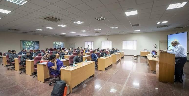 IN_DCP's tweet image. As part of #Management Development Programme, 05 Naval Civilian Officers succesfully completed a course on &quot;#NewLabourCodes: Context Provision and Implications&quot; at #ASCI, #Hyderabad conducted from 20-22 Nov 23.  
#IndianNavy #DefenceCivilians #HRManagement