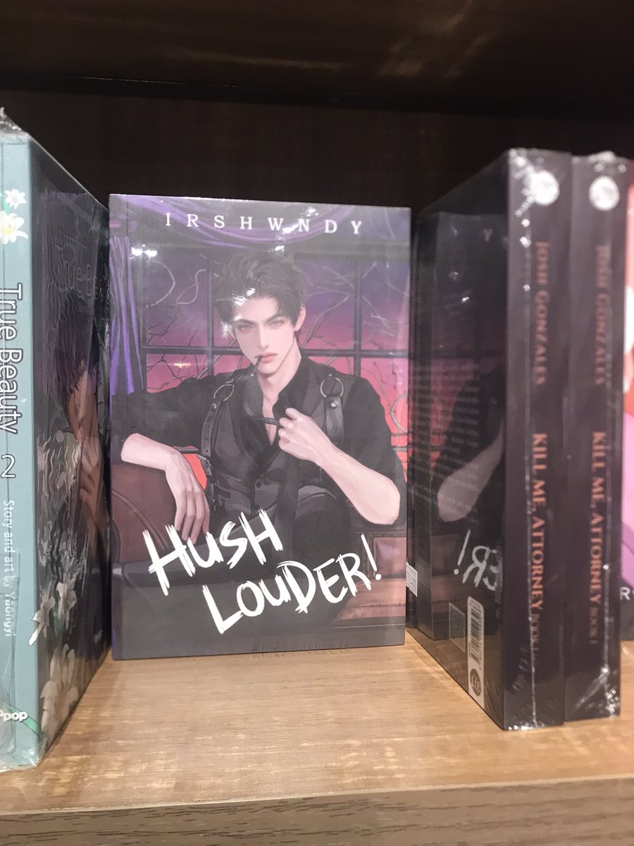 jakeyyyluv's tweet photo. AAAAAAA Hush Louder (Venge Version) is already available at Fully Booked SM Santa Rosa!!😭💜 https://t.co/fytQaDQBat