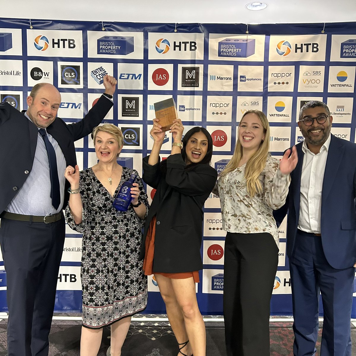 BrisPropertyAwd's tweet photo. Residential Development: One Lockleaze, @Countryside_PS &amp; @GoramHomes

“As a residential development, this has everything: sustainable, eco-focussed, affordable homes creating a community and featuring a new park creating a wildlife corridor.”

Congrats!

Sponsored by @BWBridging https://t.co/lNq0wP0oeY