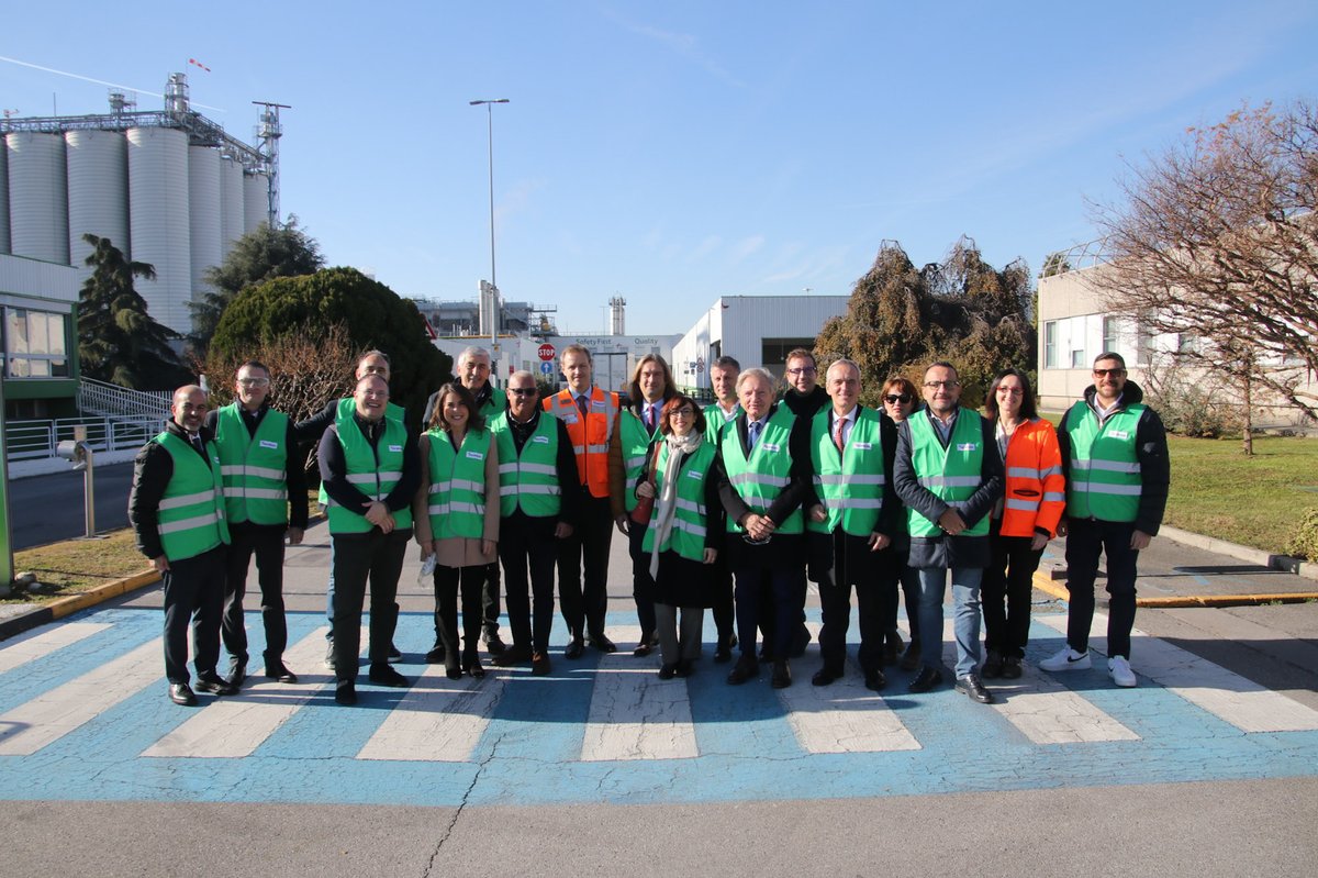 La Commissione Attività produttive <a href="/ConsLomb/">CR Lombardia</a> in visita al Birrificio di Comun Nuovo (BG) 
Leggi t.ly/okNN0
<a href="/MarcelloVentur2/">Marcello Ventura</a> <a href="/FloMassardi/">Floriano Massardi</a> #CarloBravo <a href="/sergiogaddi/">Sergio Gaddi</a> #ChristianGaravaglia <a href="/DiegoInvernici/">Diego Invernici</a> <a href="/GioMalanchini/">Giovanni Malanchini</a> #PaolaPollini #RiccardoVitari  <a href="/Heineken_IT/">Heineken Italia</a>