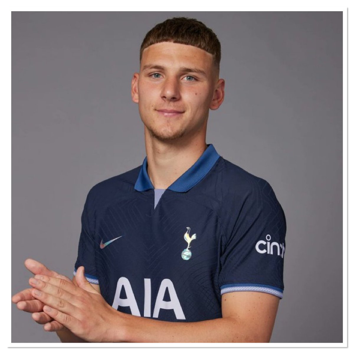 🚨Ange Postecoglou 🔛 Jamie Donley: 🗣️“We’re down on numbers so guys like him will get more of an opportunity to make an impact as I said at training and if he continues to do that then the opportunity will come for him.” 🗞️[@TheAthleticFC] #THFC | #COYS | #TOTTENHAM