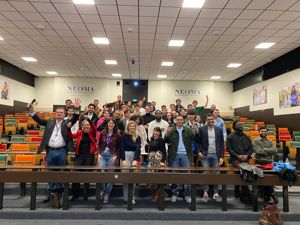 NEOMA Business School (@neomabs) on Twitter photo NEO FOUNDERS, câest le fonds dâinvestissement créé par des alumni, avec plusieurs entrepreneurs dont <a href="/Sand_Conseiller/">Sandrine conseiller</a> CEO <a href="/debeersgroup/">De Beers Group</a> et Vanessa Daurian Proust đ
Elles ont partagĂ© avec nos Ă©tudiants les clĂ©s dâun projet entrepreneurial rĂ©ussi et les attentes des investisseurs. NEO FOUNDERS, câest le fonds dâinvestissement créé par des alumni, avec plusieurs entrepreneurs dont <a href="/Sand_Conseiller/">Sandrine conseiller</a> CEO <a href="/debeersgroup/">De Beers Group</a> et Vanessa Daurian Proust đ
Elles ont partagĂ© avec nos Ă©tudiants les clĂ©s dâun projet entrepreneurial rĂ©ussi et les attentes des investisseurs.