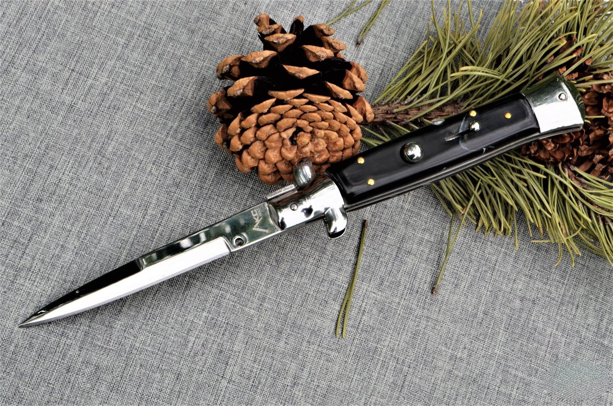 Dünyaca Ünlü Modeller Ankaoutdoor.com da!

12 Taksit Seçeneği İle.
WhatsApp Sipariş: wa.me/+905428076585