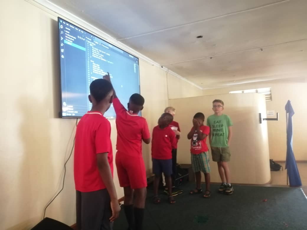 wecodezw's tweet photo. 🎉👏 Congratulations to our amazing young coders at the Home School Club! 🌟 Today, We had the privilege of witnessing the fantastic presentations by these talented kids who successfully completed their coding training project - a Family Database Website! 🖥️💡

 #FutureCoders https://t.co/zYyt2BtYLX