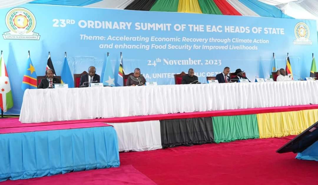 Exciting news as Somalia becomes the 8th member of the East African Community! This significant step strengthens regional ties, fostering progress and opening doors for new partnerships. Grateful to the EAC community for this collaboration! #SomaliaInEAC