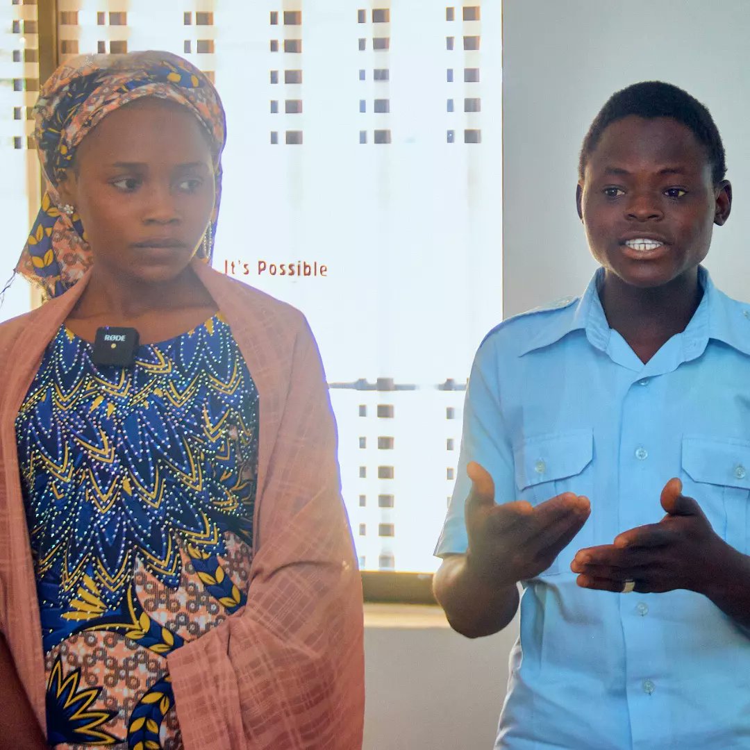 skillsprint_ng's tweet photo. One session at a time, we are fostering digital mastery. Our On-The-Job digital skills training in Kaduna brought participants 👩🏫 together for an insightful session and group presentations.
#DigitalSkills #FridayFeatures #SkillsSprint #OnTheJob #ItsUptoYOUth https://t.co/EYGVGPZtEX