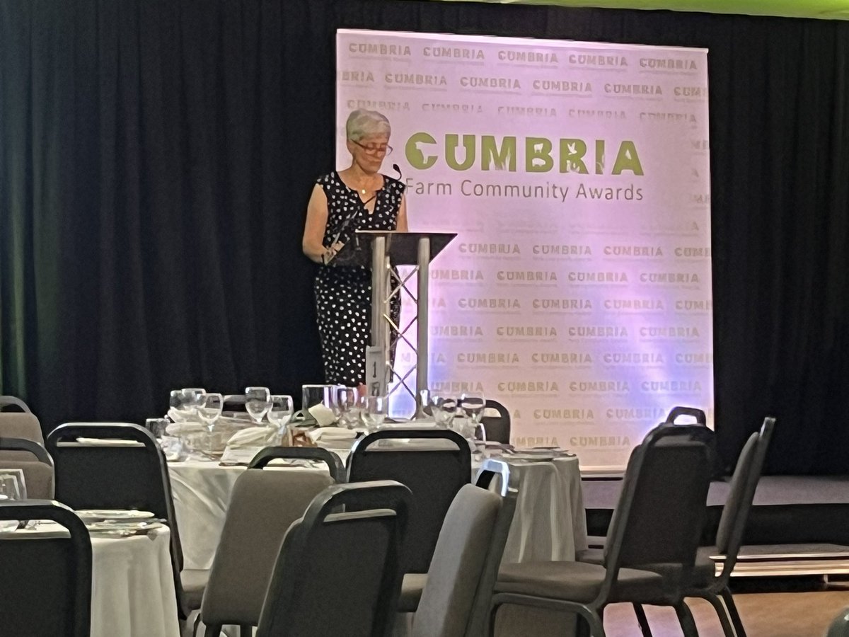 andynewbold's tweet image. @AnnNewbold sound checking @farmawards @rural_law #onetwoonetwo