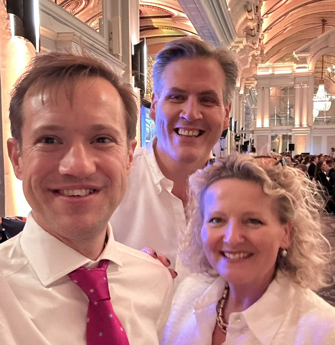 BeadleBen's tweet photo. Great to see our member mag shortlisted against some big names at the @PPA_Live awards

Huge thanks to @tilly_mcauliffe and @IanMcAuliffe for their kind assistance and our continued brilliant partnership via @ThinkPublishing 

Congrats to @TheArtsSociety_ 👍🥂

@NRLAssociation https://t.co/8AuJVinhNg