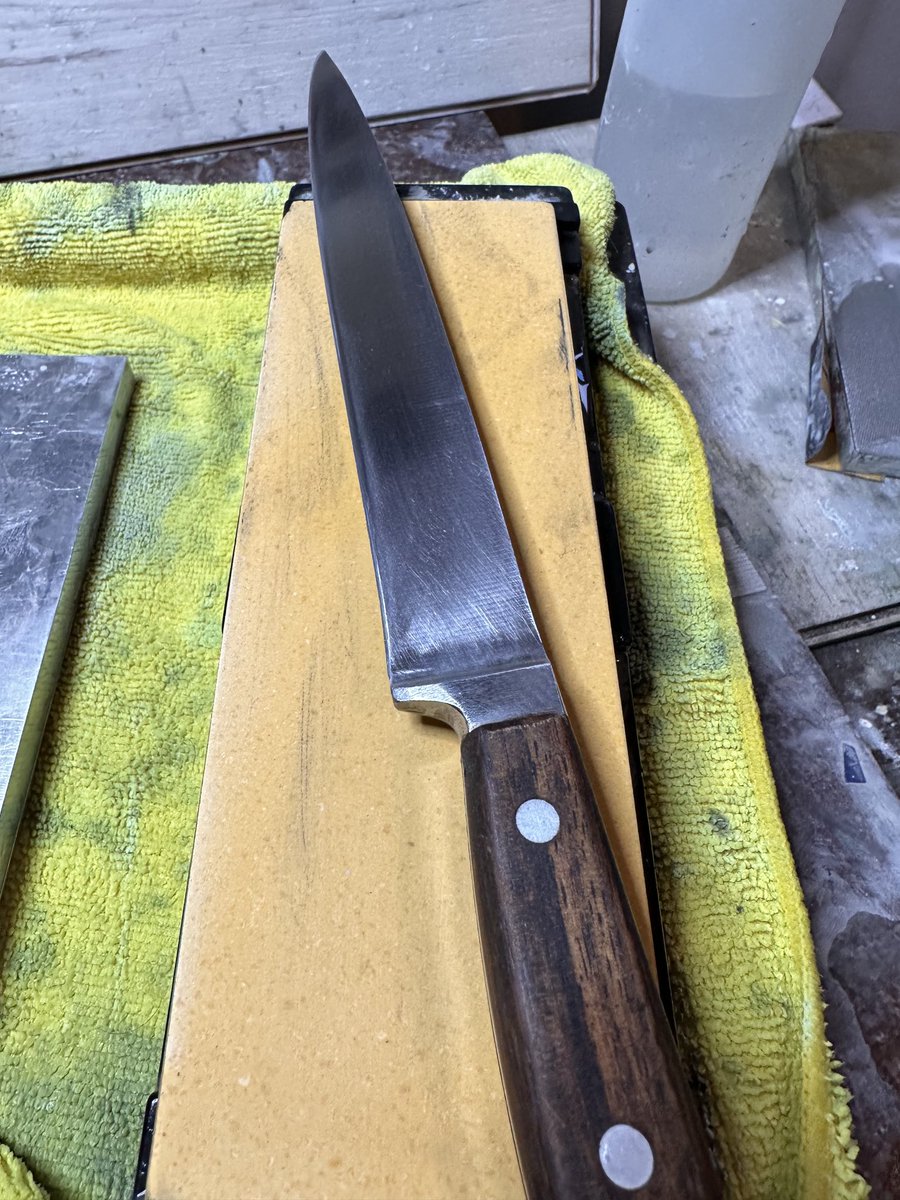 SharpknivesNS's tweet photo. If your beloved ⁦@grohmannknives⁩ isn’t staying sharp for as long as it once did it just needs some thinning. Over time knives get thick behind the edge which hinders cutting performance and edge retention. It’s not an easy fix but I do it daily. Don’t blame the knife. https://t.co/4p6kbEqEwg