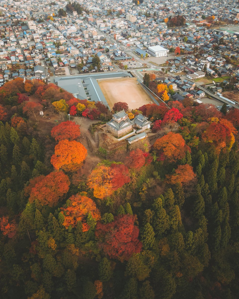 Aerial pictures of castles I took while in Japan 🏯

#djiglobal #droneshot #japanphoto