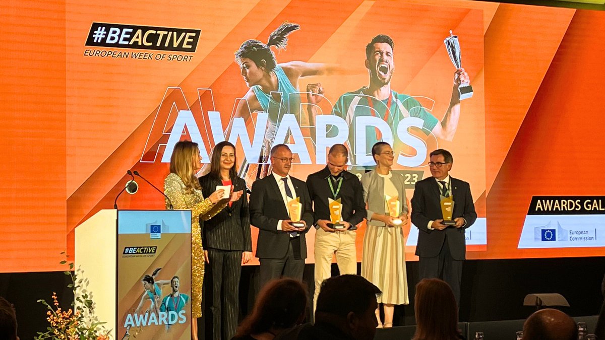 🏆 #BeActive Awards Night & the European Week of Sport Debrief Session! We were honoured to represent our #BEACTIVEDAY campaign at the European Commission's Award night, and to witness celebration of initiatives dedicated to promoting physical activity. Thank you, @EuSport !