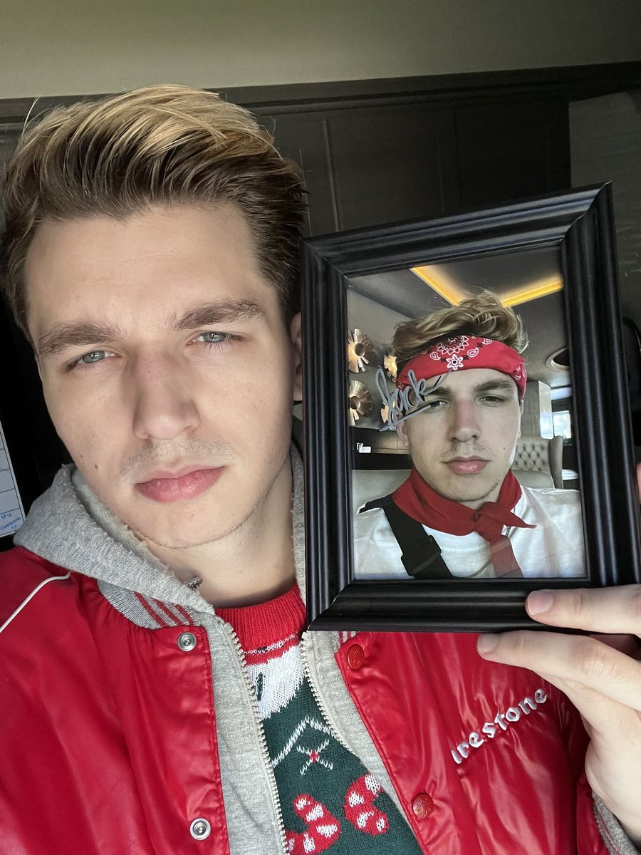 JackTheBus tweet media
