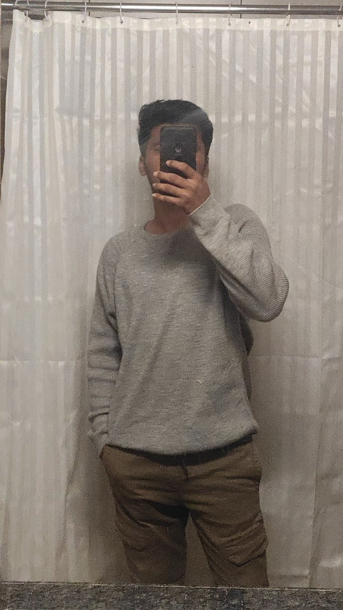 MuleVenu's tweet photo. Me vs mirror 📷 https://t.co/Bxn5v4JPnj
