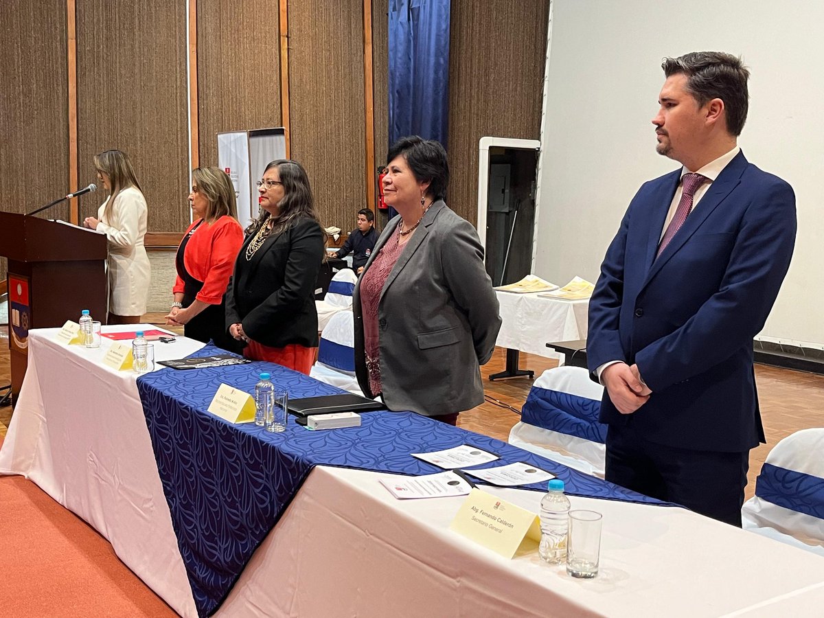 EPNEcuador's tweet photo. 🧑🎓👩🎓#GradosEPN |
Hoy es un día especial en la #EPN
104 estudiantes, 57 de Posgrado y 47 de Tecnología Superior, se incorporan a la sociedad ecuatoriana.
¡Celebremos juntos este logro!
#OrgulloPolitecnico https://t.co/pknpdM4c8V