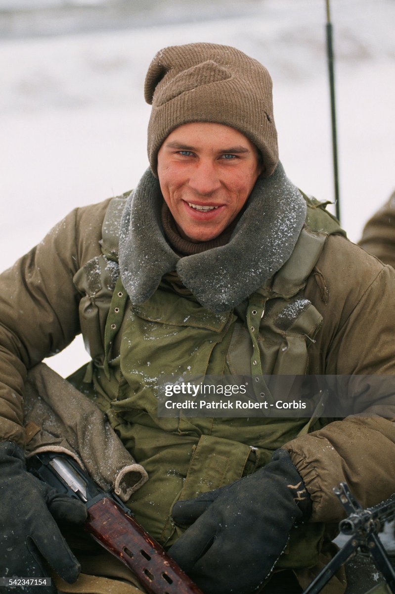 DavidDetten's tweet image. Kabul, Winter 1988/89 picture thread. 

I won’t be adding to much context to these, but most show DRA troops and the withdrawal of the Red Army. All found on Getty images.