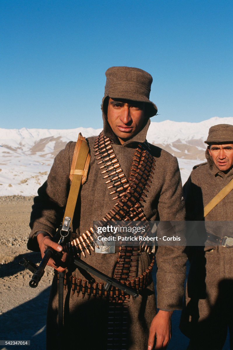 DavidDetten's tweet image. Kabul, Winter 1988/89 picture thread. 

I won’t be adding to much context to these, but most show DRA troops and the withdrawal of the Red Army. All found on Getty images.