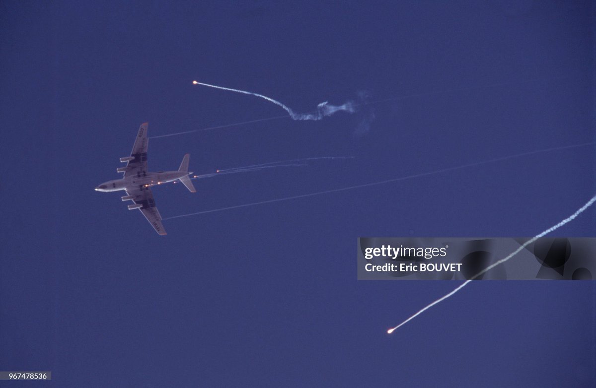 DavidDetten's tweet image. Kabul, Winter 1988/89 picture thread. 

I won’t be adding to much context to these, but most show DRA troops and the withdrawal of the Red Army. All found on Getty images.