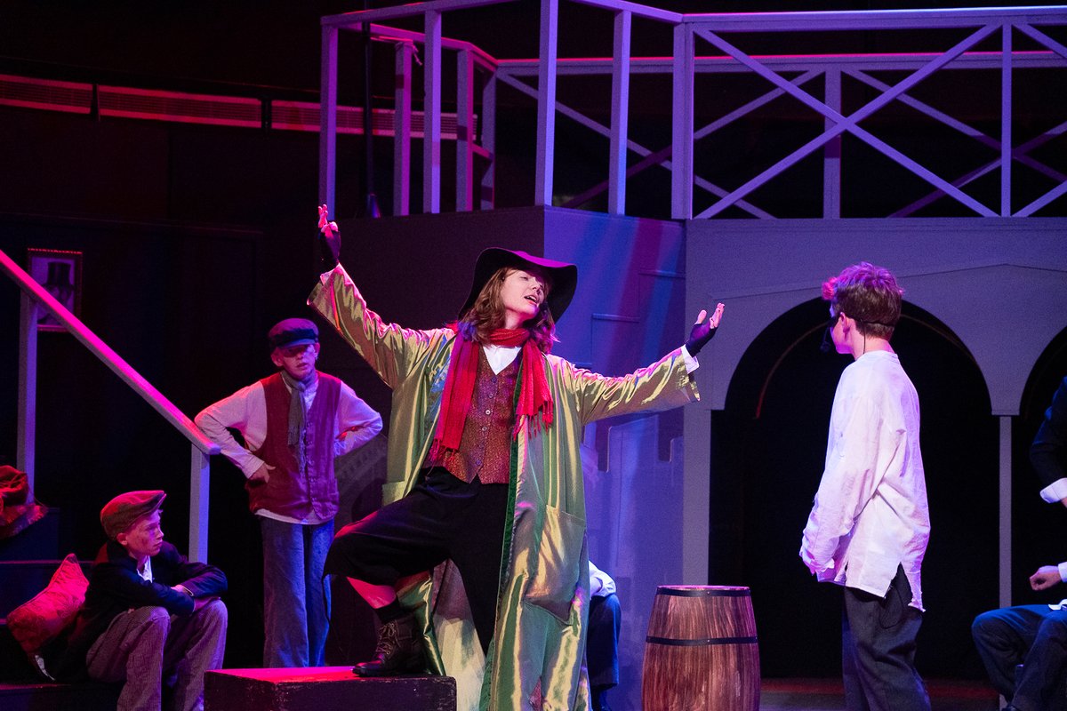 BSAKAbuDhabi's tweet photo. Oliver Twist was met with rapturous applause from packed audiences, enthralled by the cast's ability to balance comedy and sophisticated Drama to create a jaw dropping spectacle. A fantastic showcase of the talents of Performing Arts at BSAK. See more: https://t.co/b8acmdwF5y https://t.co/yEPTEshYvH