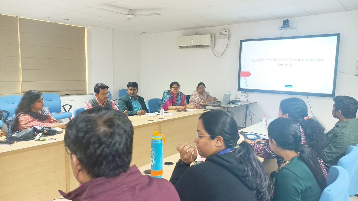 StateRims's tweet image. Expert Group Consultation meeting on complementary feeding to draft state specific strategies was held at RIMS Ranchi @UNICEFIndia @pritishkumar10 @JSNM_SAAMAR @NITIAayog @MinistryWCD @EkjutIndia @DrNeenaBhatia1 @Satishagno3