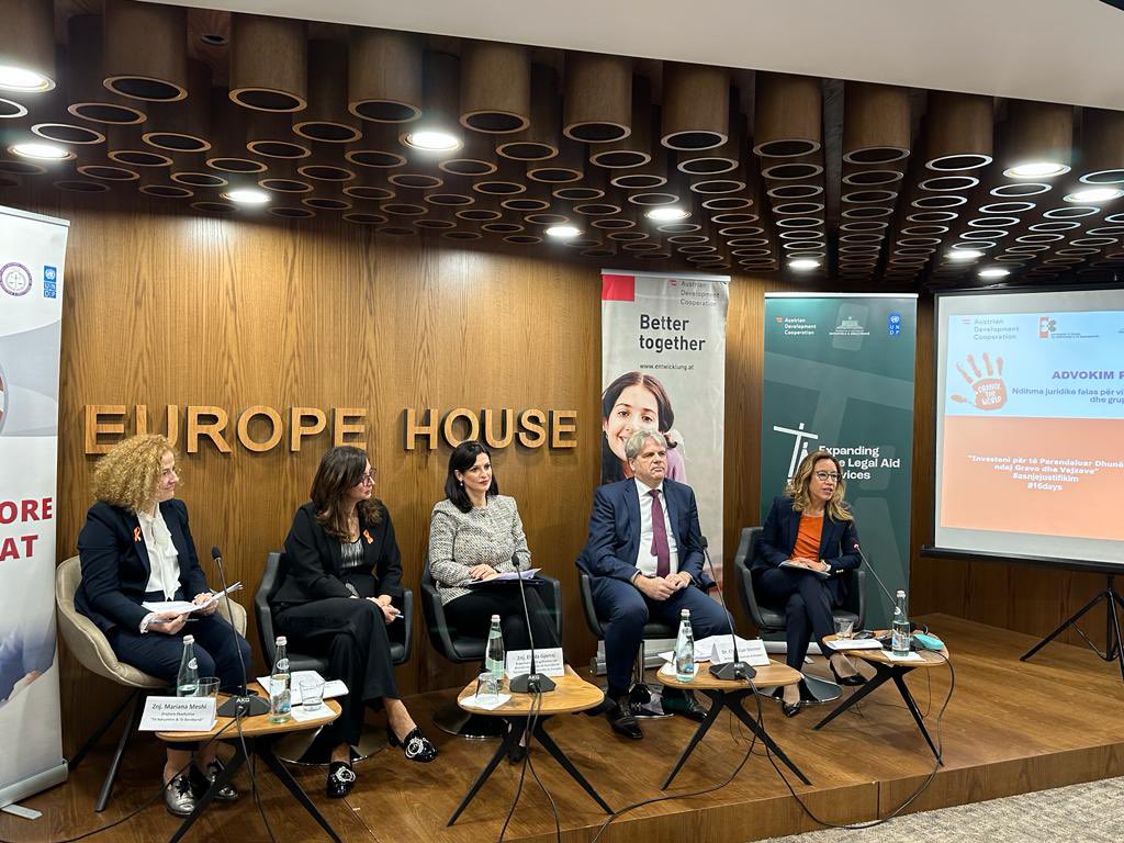 UNDPAlbania's tweet photo. In cooperation w/ @AustriainALB, @ADCinAlbania &amp;”Different &amp; Equal,' we organized an open forum to discuss access to justice 4 women&amp;girls-victims of domestic violence. As we kick off #16Days, the  forum brought tgth key partners in the provision of free legal aid services in 🇦🇱 https://t.co/NvXdifBqDF
