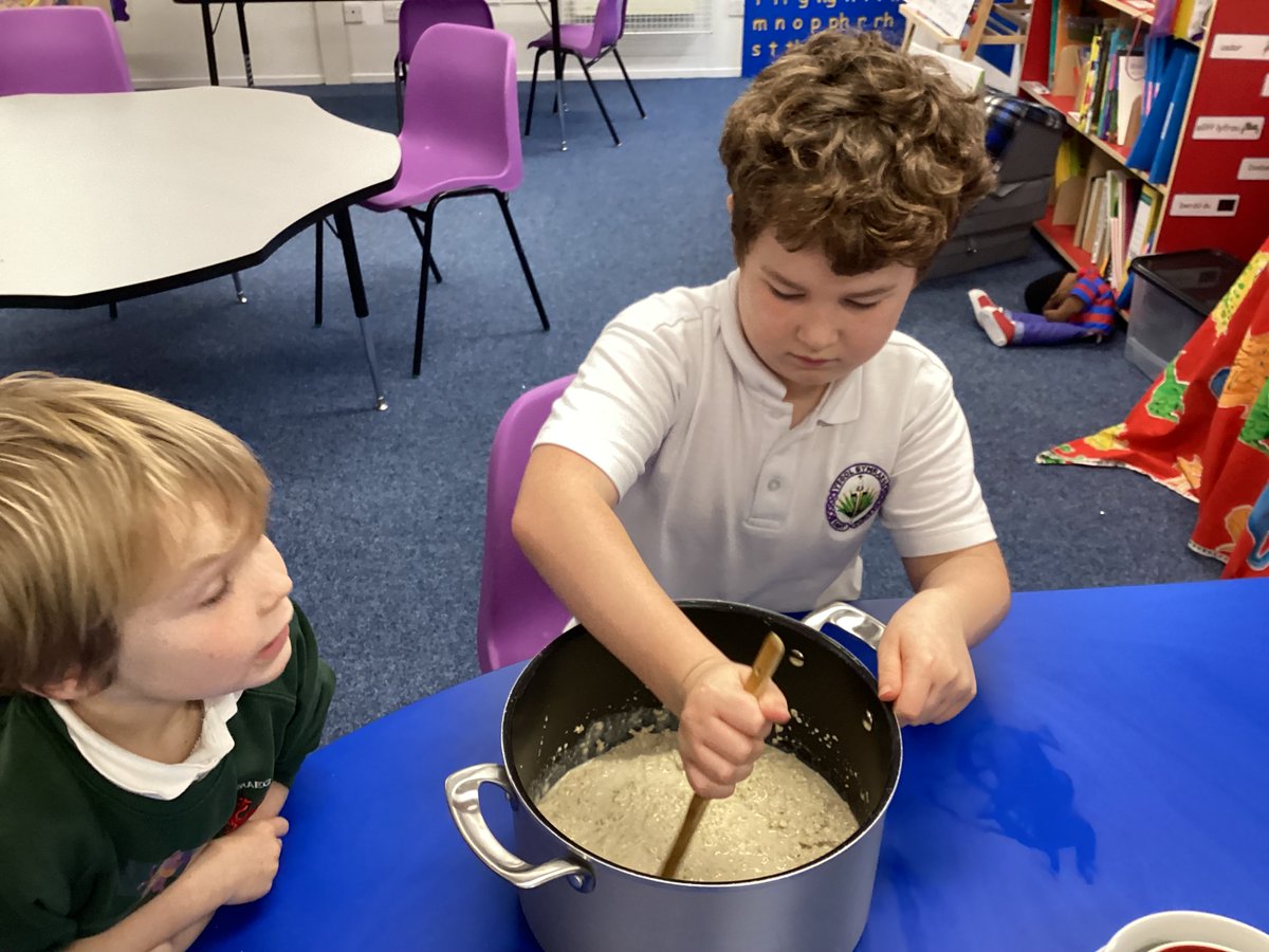 Yr uwd perffaith 🐻 🐻 🐻 The perfect porridge
@d1santbaruc <a href="/nanttalwg/">Ysgol Y Fro(Cynradd)</a> <a href="/ysgolsantcurig/">ysgolsantcurig</a>