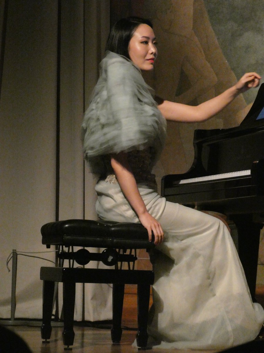 Stephanelive34's tweet photo. Rieko Tsuchida Cité Universitaire Paris 21 novembre 2023 #riekotsuchida #classicalmusic #livemusic #piano #citeuniversitaire https://t.co/8XXIqrGts0