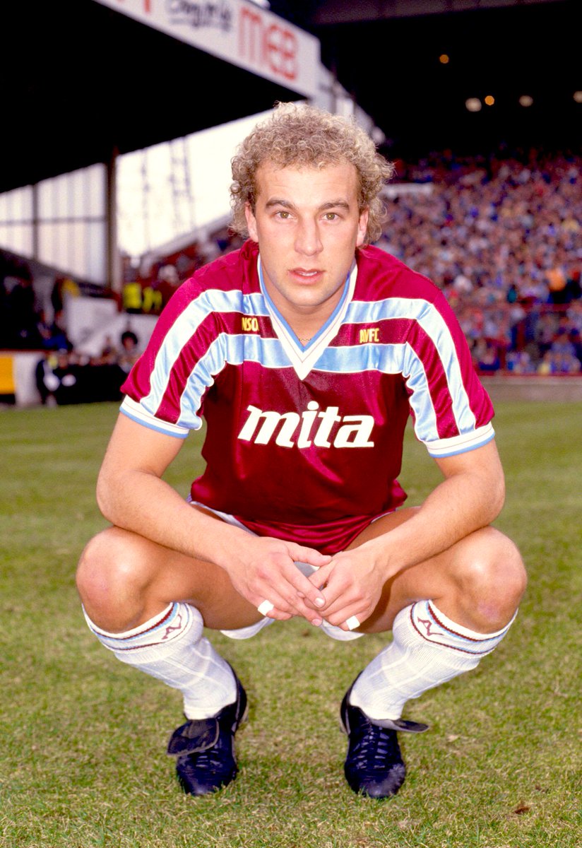 AndrewUllah's tweet photo. Thanks @1888Letter for reminding me that the late great Neale Cooper would have been 60 today. I remember Neale's brilliant home debut v Nottingham Forest. Thanks for the memories Neale. You will never be forgotten πππ½ #NealeCooper #astonvilla #AVFC #VillaPark https://t.co/KdJBkWYZ9s