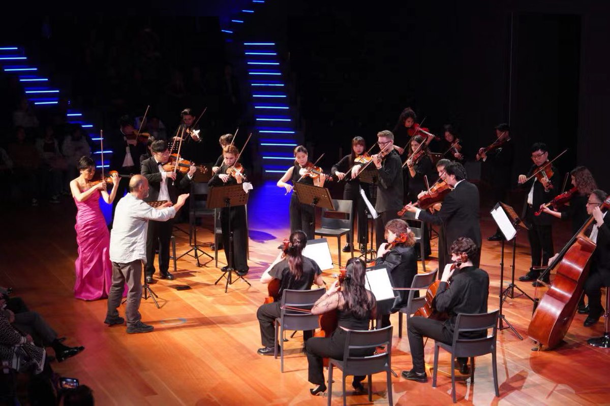 WangLutongMFA's tweet photo. #HongKong String Orchestra made a tour to #Greece, #Bulgaria, #Serbia, and #Romania from 9 to 19 Nov. Music is a universal language. The excellent concerts transmitted musical culture and promoted people-to-people exchanges between #China and #CEECs. https://t.co/1oycyNliEP