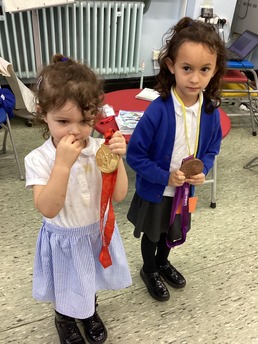 NRInfant's tweet photo. Yesterday @BeckAdlington spoke to us about water safety, her Olympic swimming career and the swimming pool at Swim@ Cheadle Hulme. We even got to hold her Olympic medals! Thank you for a great experience! https://t.co/I2tzjrNJ1E https://t.co/qip2J3AXdS