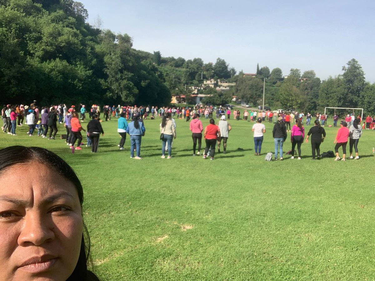 LorenaReyesSal5's tweet image. Los buenos equipos, no nos guardamos nada; admitimos errores, debilidades, éxitos y preocupaciones; sin temor a represarías, ♥️ logrando que el trabajo individual tenga buenos resultados en lo colectivo. #CadaVezSomosMasEquipoADMM