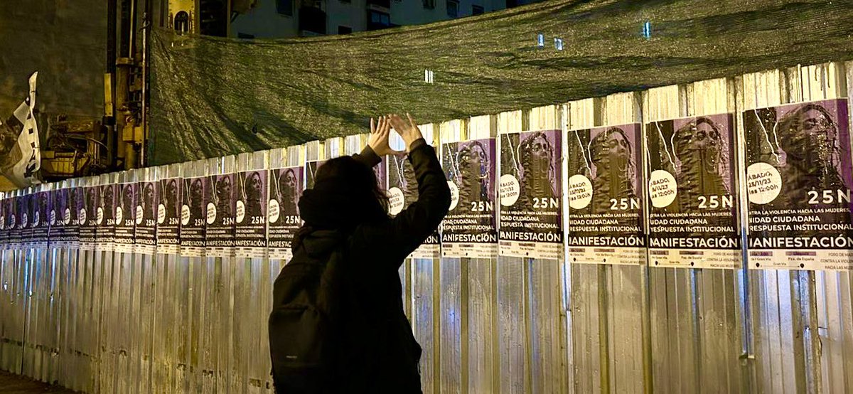 MovFemMad's tweet photo. Gracias a todas las compañeras que han colaborado en los grupos de pegadas de carteles, sin vuestro trabajo todo esto no sería posible. 
¡Nos vemos mañana, #AMediodíaEnGranVía‼️ 
#UnidasContraLaViolenciaMachista
#ElFeminismoEsAbolicionista
#25N2023 https://t.co/Ofqnrh0KVQ
